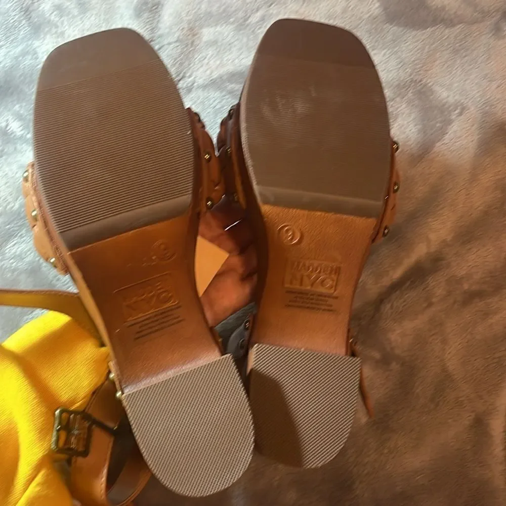 NWT Madden NYC Block Sandals size 9